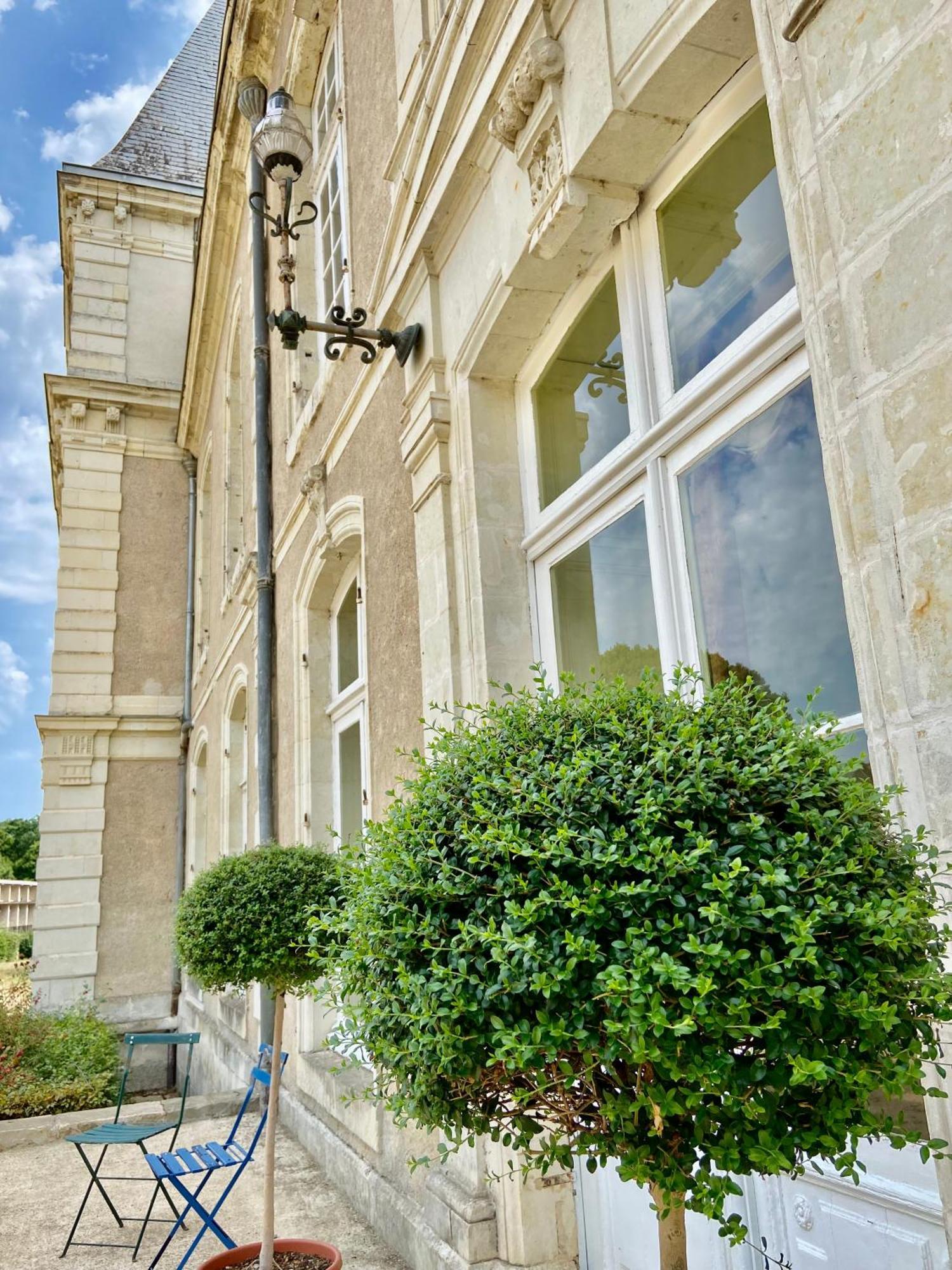 Chateau La Bainerie Tierce Exterior photo
